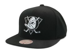 Anaheim Ducks čepice flat kšiltovka Evergreen Black White Snapback