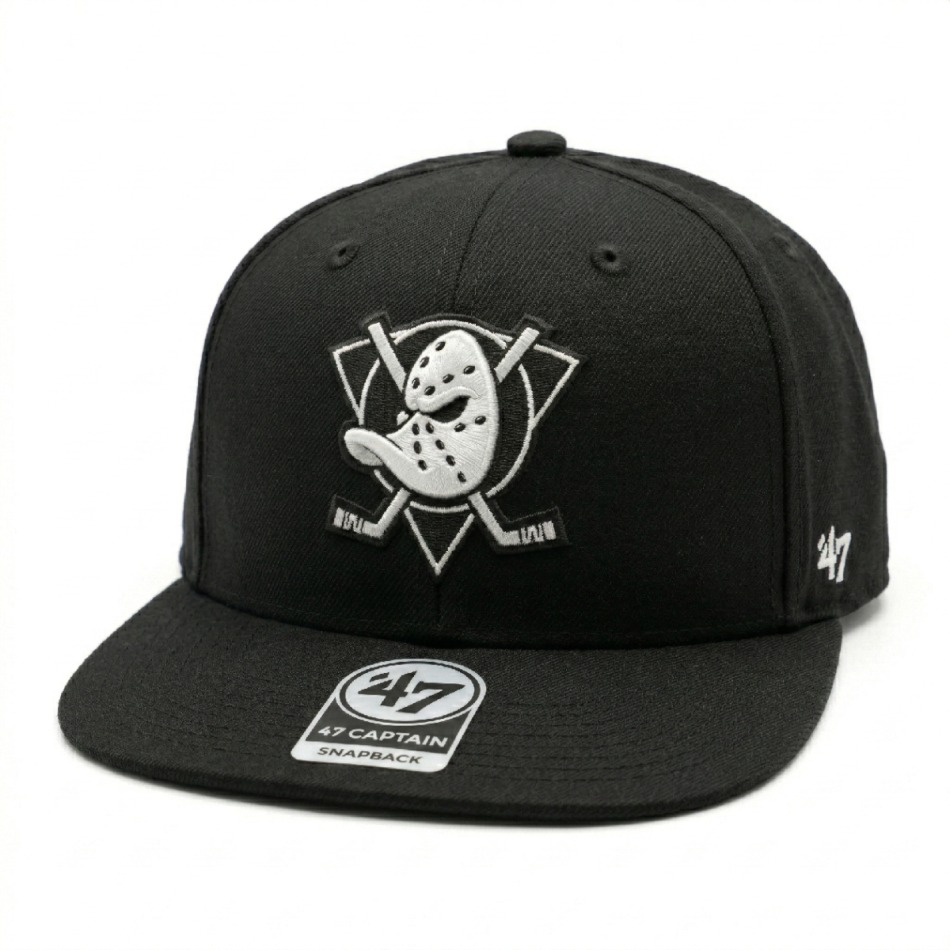 Anaheim Ducks čepice baseballová kšiltovka NHL No Shot ’47 CAPTAIN Black/White